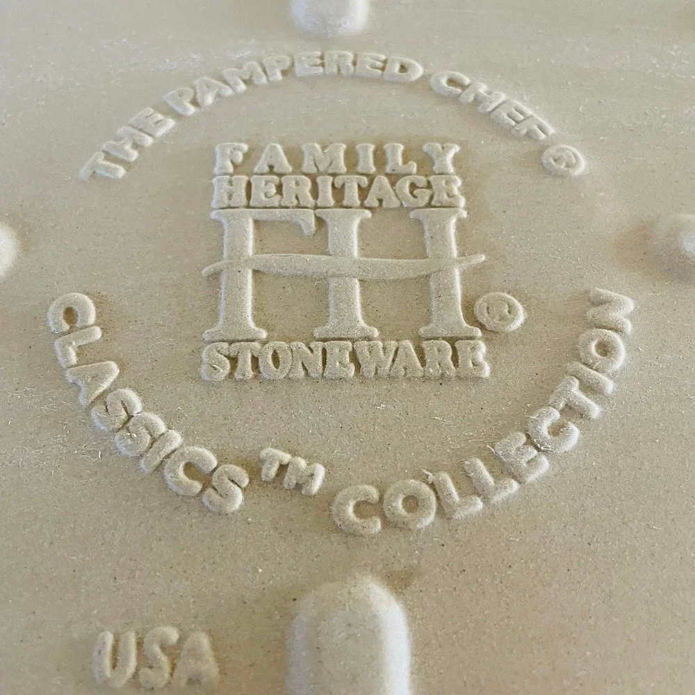 NEW Vtg Pampered Chef 14x9 Medium Bar Pan Cookie Sheet Family Heritage Stoneware